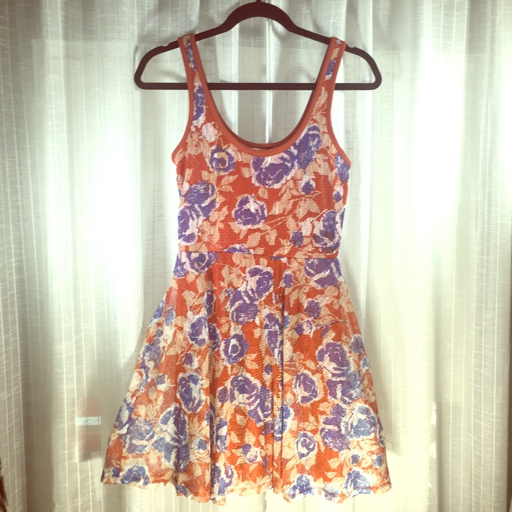 ❄️SALE❄️ Worn once AMERICAN RAG  floral dress
